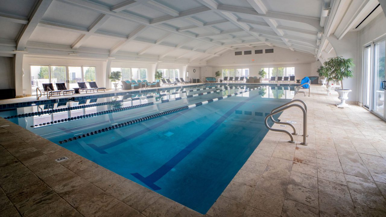 Indoor-Pool Indoor-Pool